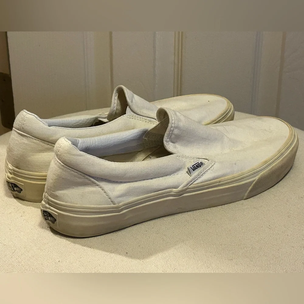 Vans White Classic Slip-On Skateboarding Skater Casual Sneaker Streetwear Shoe